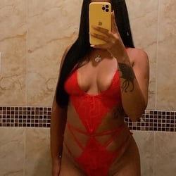 Foto de Preta Do Cabelão ao vivo na webcam