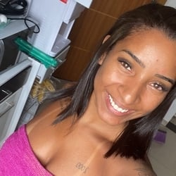 Foto de Preta Quente 062 ao vivo na webcam