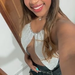 Foto de Pretinha RJ ao vivo na webcam