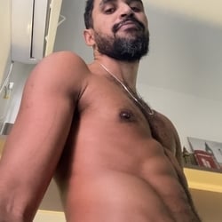 Foto de Preto ATV - videos sexo ao vivo Sexo ao Vivo