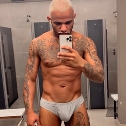 Foto de Preto Loiro ao vivo na webcam