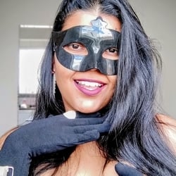 Foto de Pri Commander ao vivo na webcam