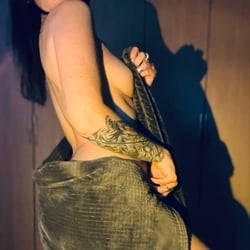 Foto de Priscila Hagne ao vivo na webcam