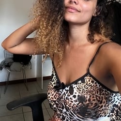 Foto de Puss ao vivo na webcam