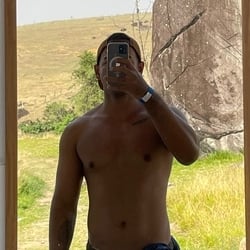 Foto de R0cha ao vivo na webcam