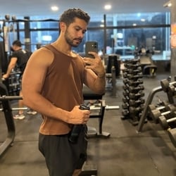 Foto de Rabo Atrativo ao vivo na webcam