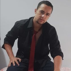 Foto de Rafael Lombardi ao vivo na webcam