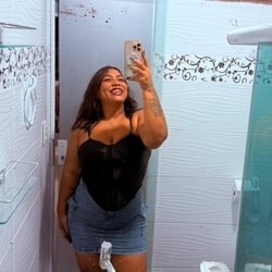 Foto de Rafaelly - videos sexo ao vivo Sexo ao Vivo