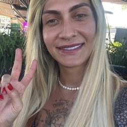 Foto de Rainha De Fogo ao vivo na webcam