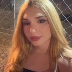 Foto de Raphaella Klein ao vivo na webcam