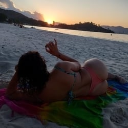 Foto de Rara Odara ao vivo na webcam