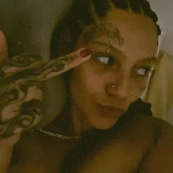 Foto de Soraya Vic ao vivo na webcam