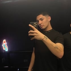 Foto de Ravi Neves ao vivo na webcam