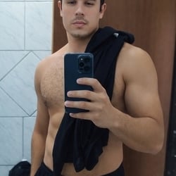 Foto de Rayan 2000 ao vivo na webcam