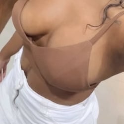 Foto de Rayana 92 - videos sexo ao vivo Sexo ao Vivo