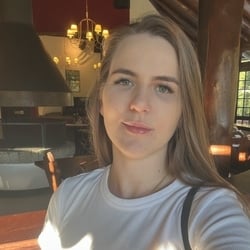 Foto de Rayssa Sampaio ao vivo na webcam