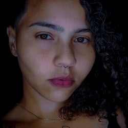 Foto de Rayzes ao vivo na webcam