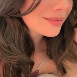 Foto de Rebecca Bloom ao vivo na webcam