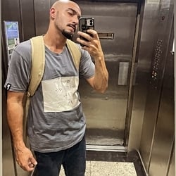 Foto de Renan Fernandes - videos sexo ao vivo Sexo ao Vivo