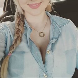 Foto de Renata H ao vivo na webcam