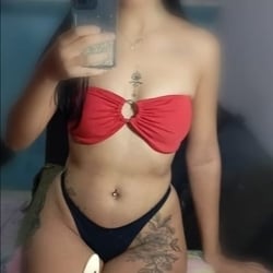 Foto de Renata Souza ao vivo na webcam