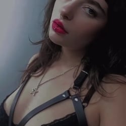 Foto de Rina ao vivo na webcam