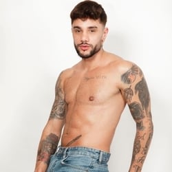 Foto de Robis Ramires ao vivo na webcam