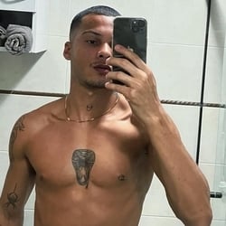 Foto de Ross - videos sexo ao vivo Sexo ao Vivo