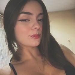 Foto de Roxinha - videos sexo ao vivo Sexo ao Vivo