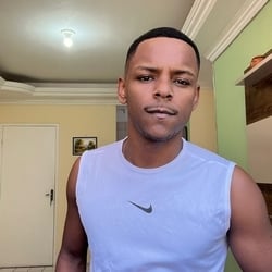 Foto de Ruanzin 23 Cm ao vivo na webcam