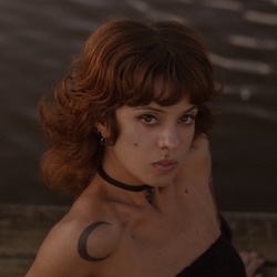 Rubi Scarlet