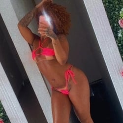 Foto de Ruiva Sfdinha ao vivo na webcam