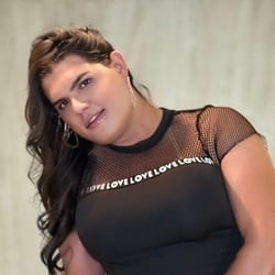 Foto de Rully Anne ao vivo na webcam