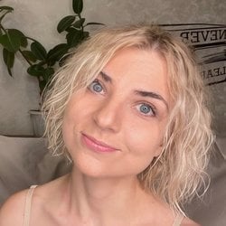 Foto de Russinha ao vivo na webcam