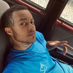 Foto de Ryan RZ ao vivo na webcam