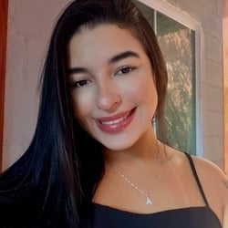 Foto de Sabrina 2026 ao vivo na webcam