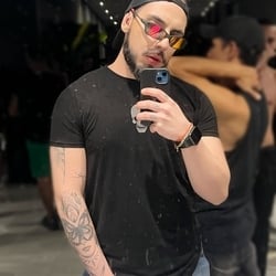 Foto de Safado Com Local ao vivo na webcam