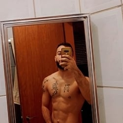 Foto de Saint Secret ao vivo na webcam