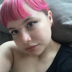 Foto de Sakura Pie ao vivo na webcam