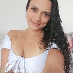 Sandy Milf