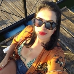 Foto de Sara Fire ao vivo na webcam