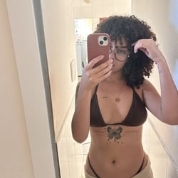 Foto de Sara Hot - videos sexo ao vivo Sexo ao Vivo