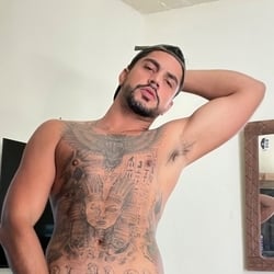 Foto de Saudavel Moreno ao vivo na webcam