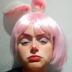 Foto de Scary ao vivo na webcam