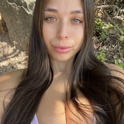 Foto de Selene Santos ao vivo na webcam