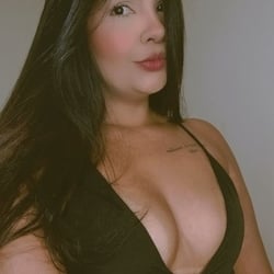 Foto de Serena Maya ao vivo na webcam