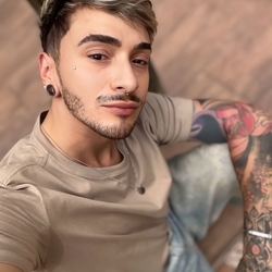 Seu Tatuador