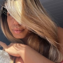 Foto de Shanaia ao vivo na webcam