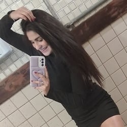 Foto de Shi ao vivo na webcam