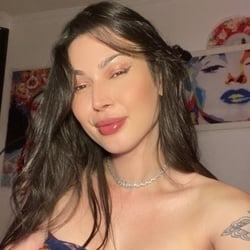 Foto de Sofia Grant ao vivo na webcam